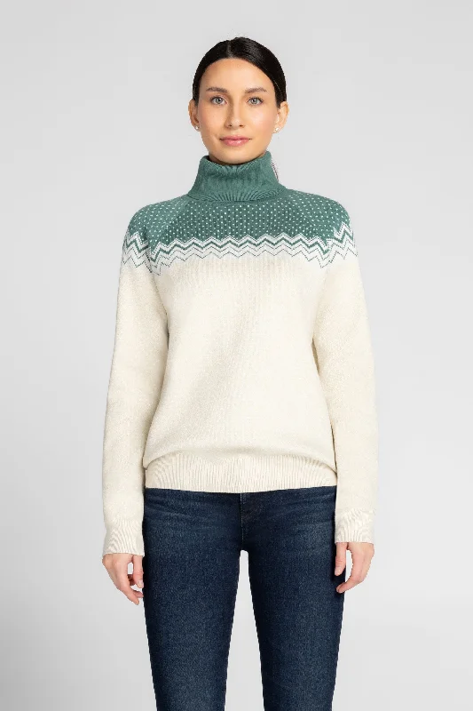 SnowCuddle Après-Ski  Turtleneck Sweater