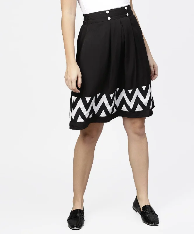 NOZ2TOZ Black & White Printed Flared Skirt With Button